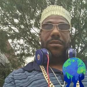 Meet your Posher, Shawn